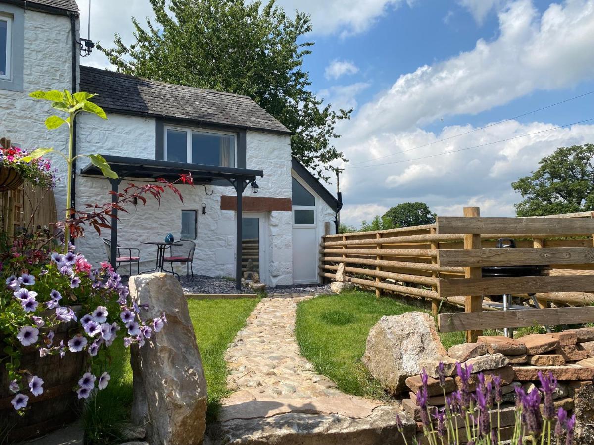 Delightful One Bed Lake District Cottage Penrith Exterior photo
